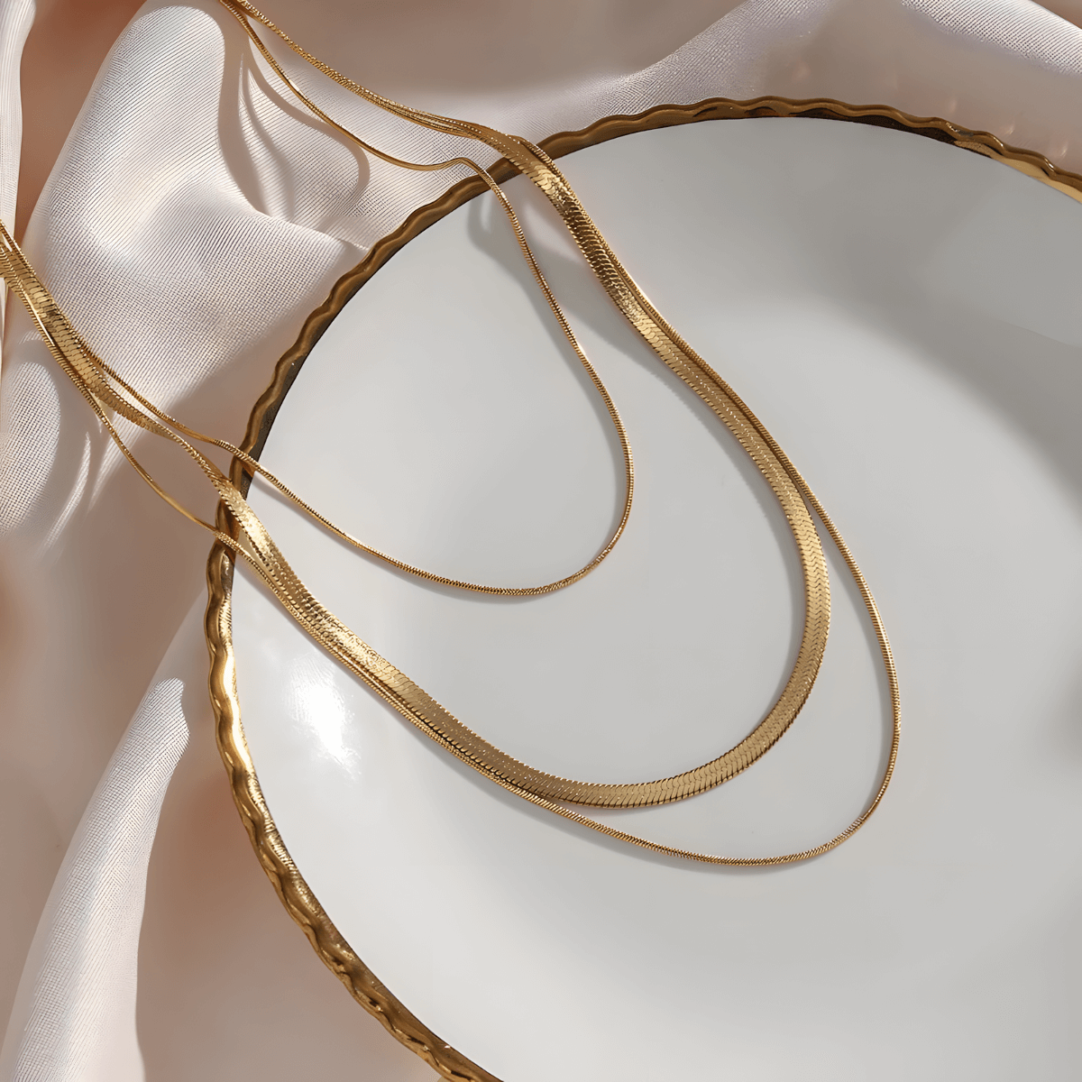 Colar Celina Trio Camadas Malha Banhado a Ouro 18k 2